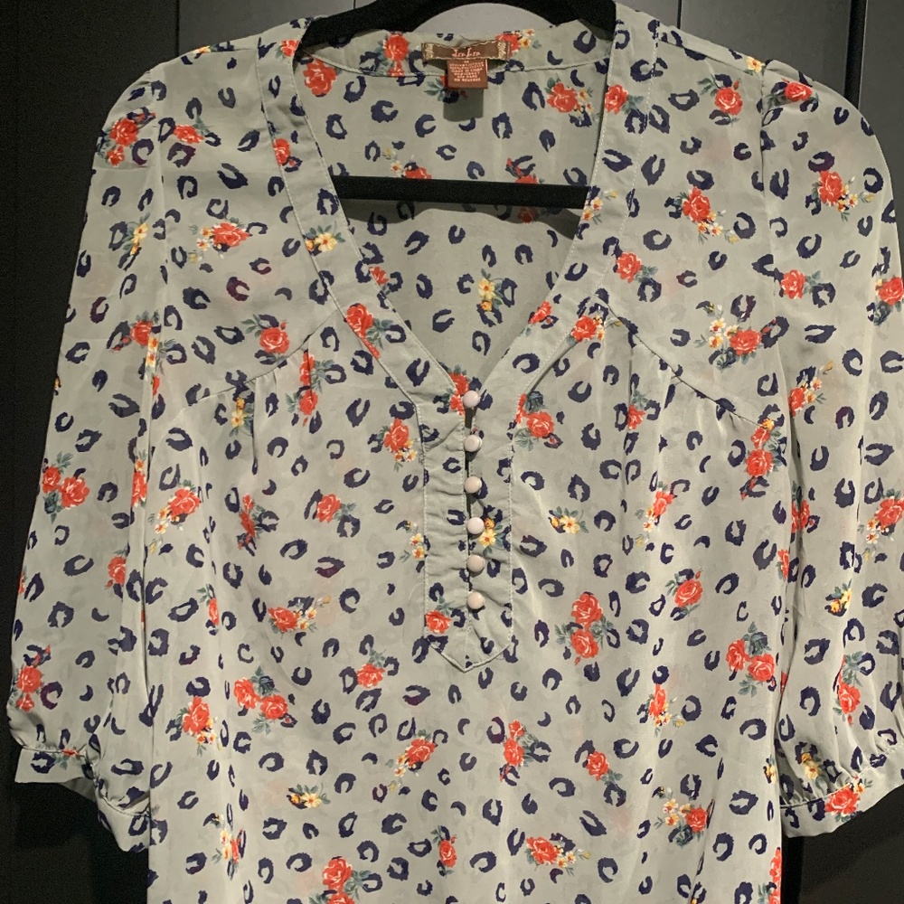Floral top